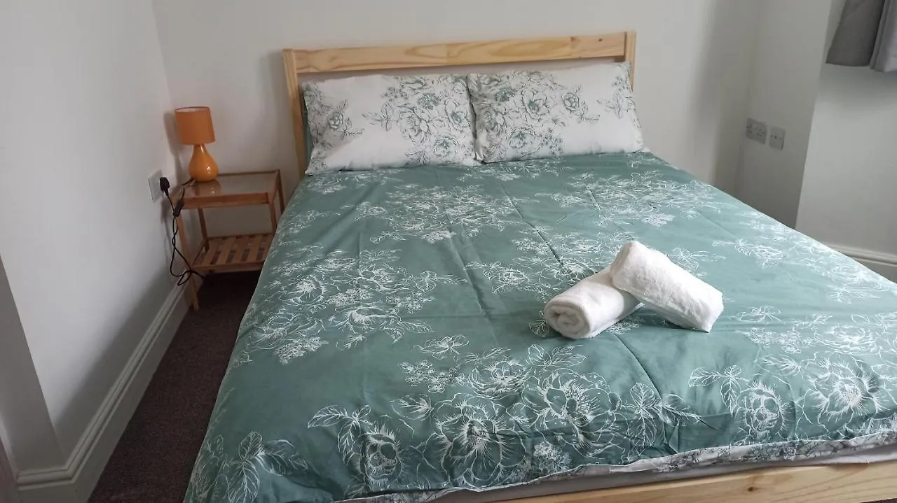 Bright, Chilled Ensuite Db Room In A Shared Flat! 伦敦 民宿