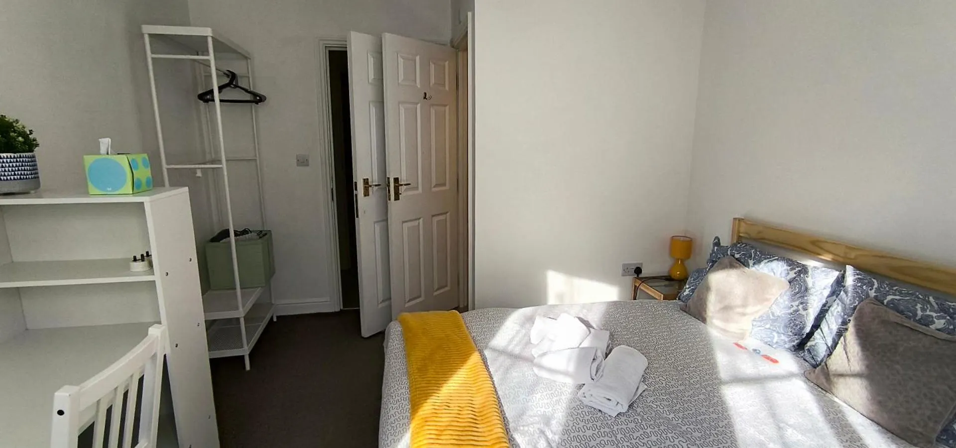 民宿 Bright, Chilled Ensuite Db Room In A Shared Flat! 伦敦 英国